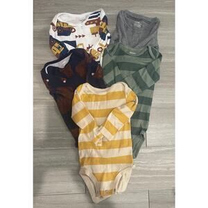 Carter's 9M 5 Bundle Long Sleeve Boy Onesies